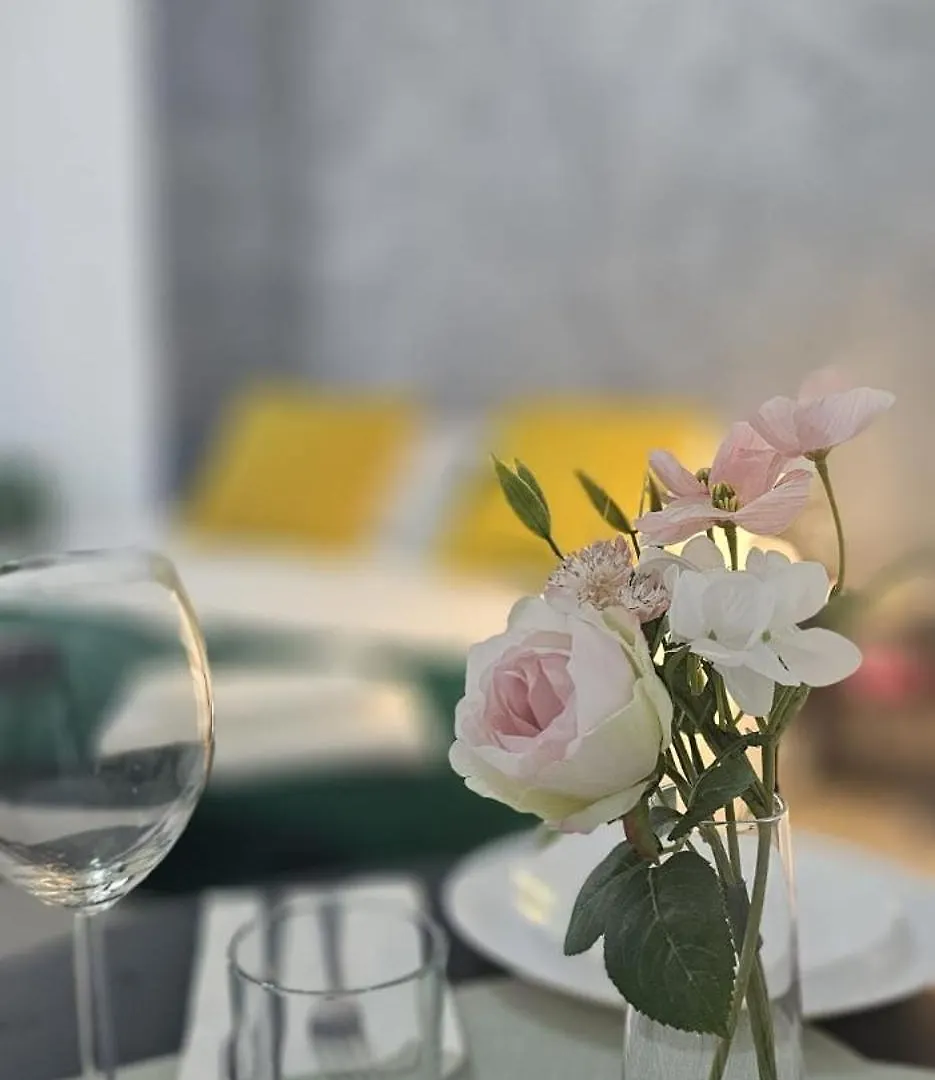 Sweet Dreams Suites Charming Studio Universitate Bucharest