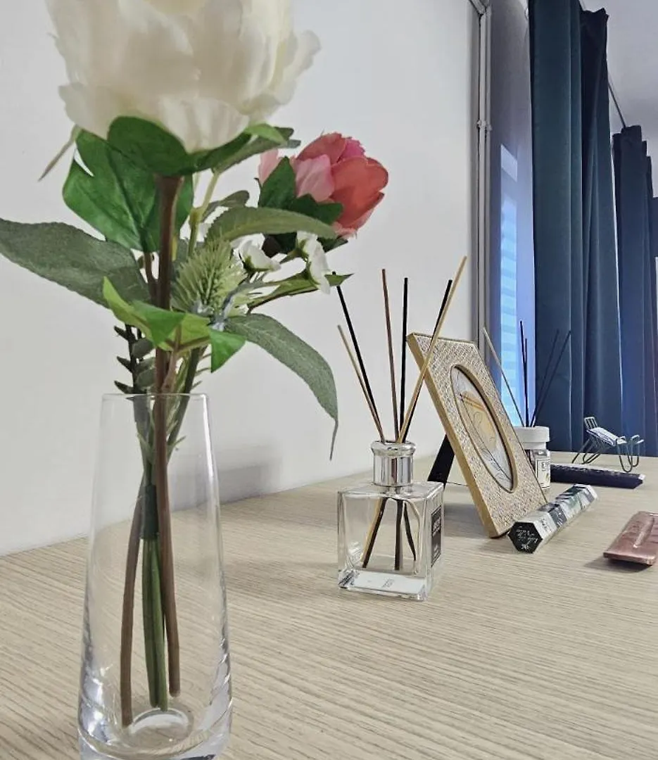 Sweet Dreams Suites Charming Studio Universitate Bucharest